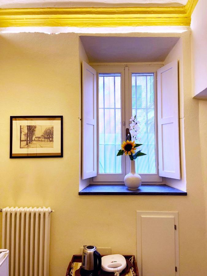 Minimum Apartment Parme Extérieur photo